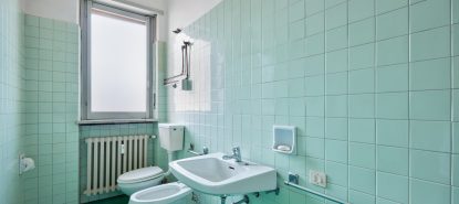 cómo decorar un baño antiguo sin obra