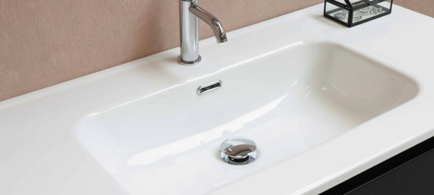 cambiar el grifo de lavabo